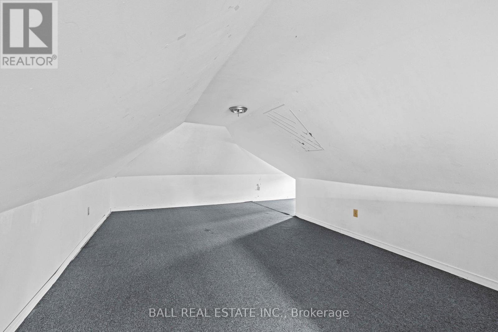 78 Mcdonnel Street, Peterborough Central (North), Ontario  K9H 2V7 - Photo 16 - X12308519
