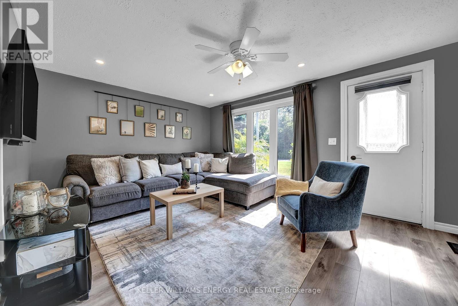 1725 Brownsville Road, Clarington (Newcastle), Ontario  L1B 1L9 - Photo 12 - E12308566