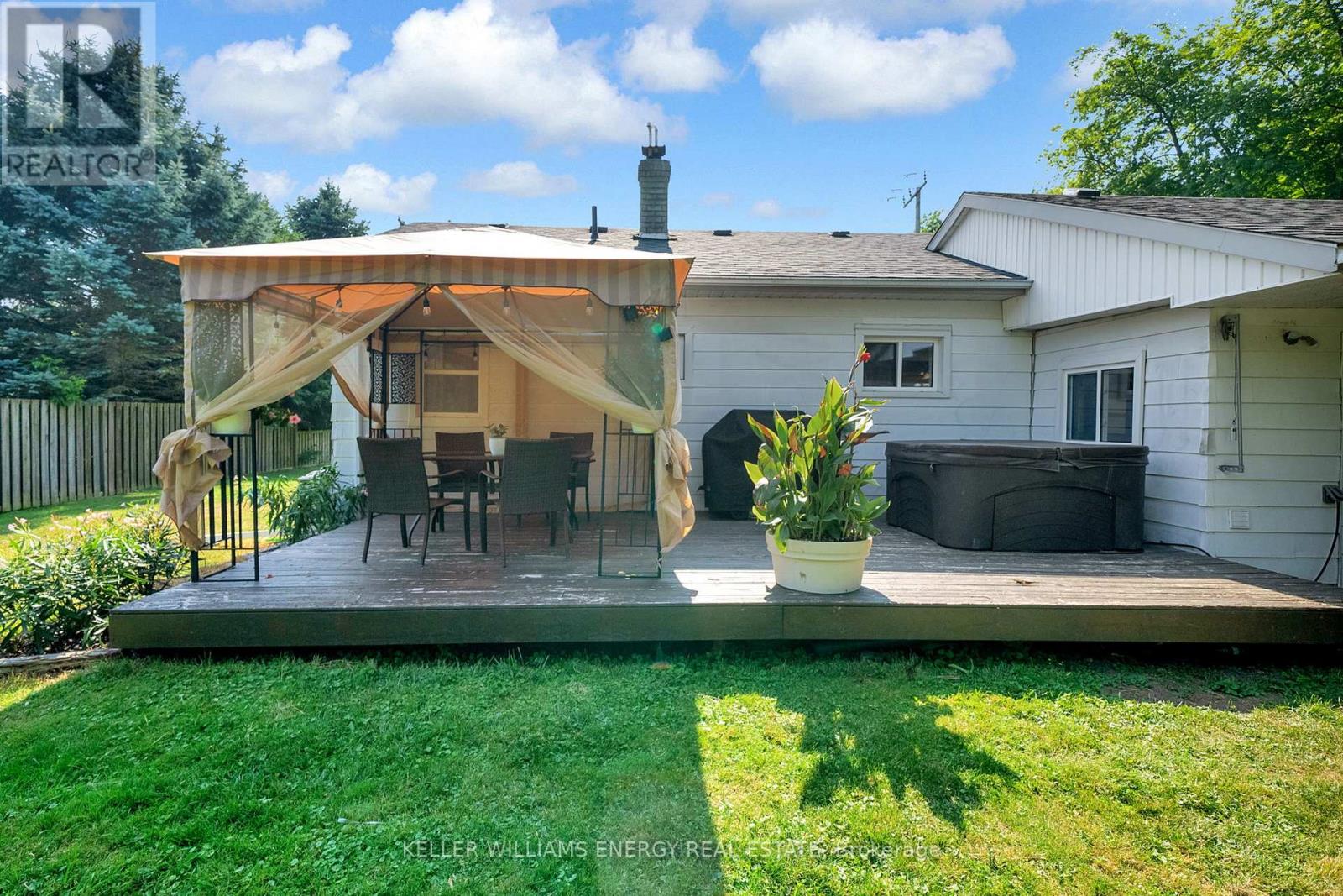1725 Brownsville Road, Clarington (Newcastle), Ontario  L1B 1L9 - Photo 35 - E12308566