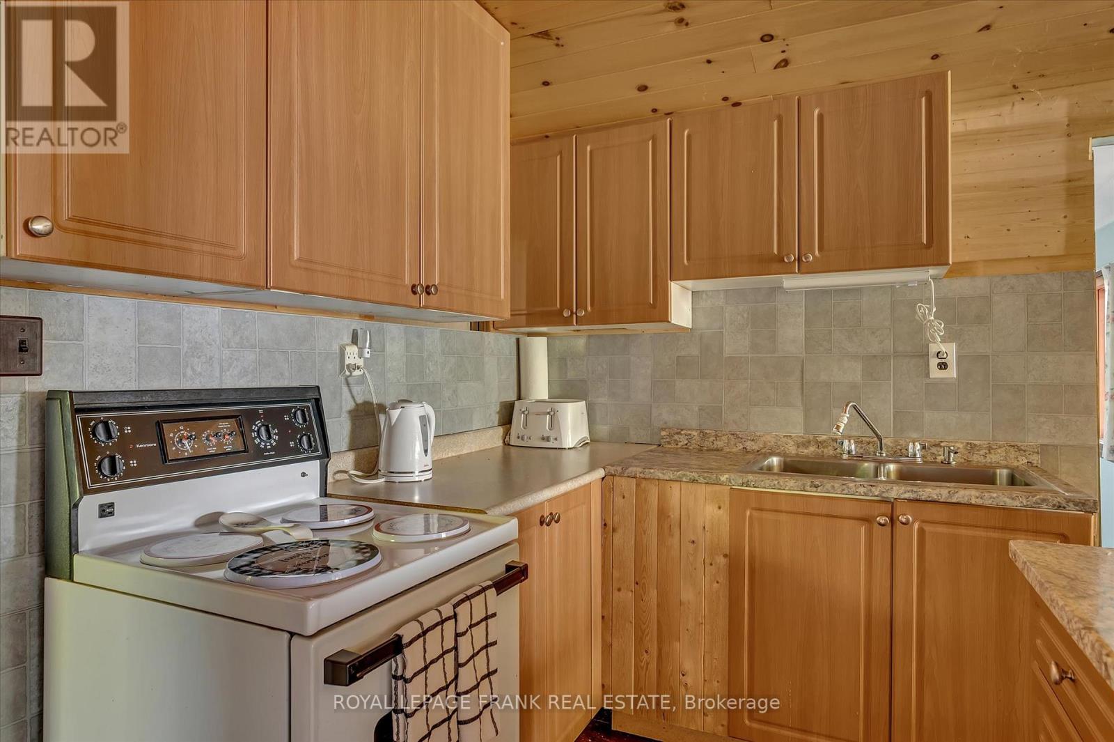 8 Fire Route 246a, Trent Lakes, Ontario  K0L 1J0 - Photo 19 - X12309040