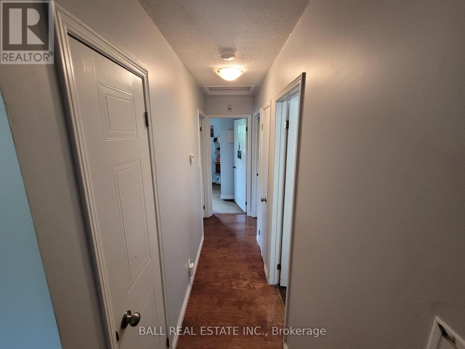 32 Champlain Boulevard, Kawartha Lakes (Lindsay), Ontario  K9V 4R1 - Photo 14 - X12309230