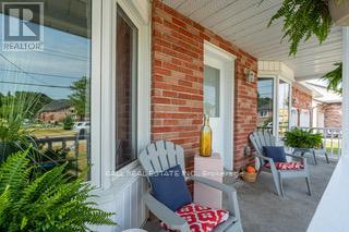 32 Champlain Boulevard, Kawartha Lakes (Lindsay), Ontario  K9V 4R1 - Photo 3 - X12309230
