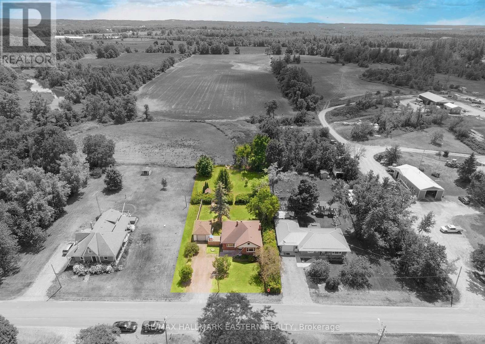 247 Centre Line, Asphodel-Norwood, Ontario  K0L 1Y0 - Photo 5 - X12310157
