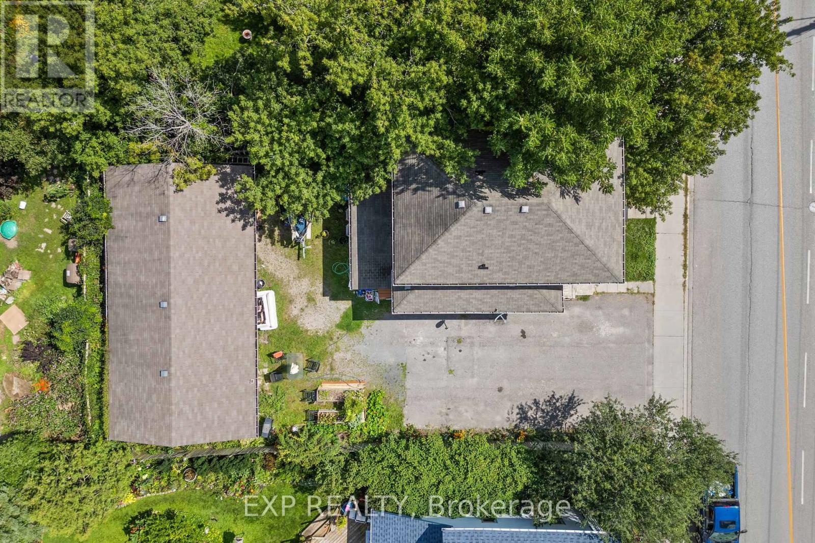 4 Mary Street W, Kawartha Lakes (Lindsay), Ontario  K9V 2N4 - Photo 3 - X12310170