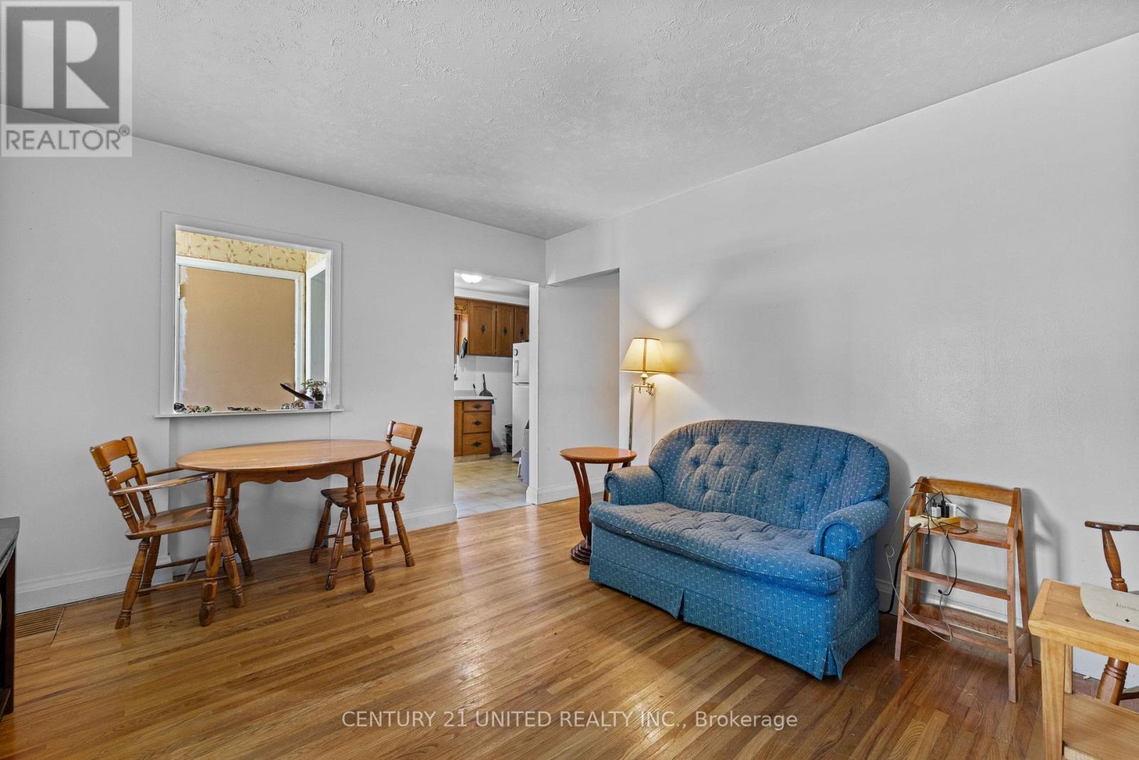 567 O'connell Road, Peterborough South (West), Ontario  K9J 4E2 - Photo 11 - X12310372