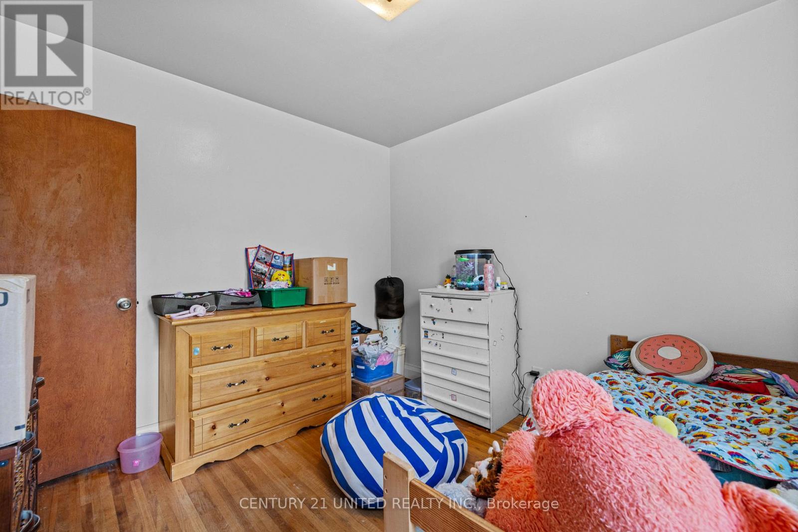 567 O'connell Road, Peterborough South (West), Ontario  K9J 4E2 - Photo 19 - X12310372