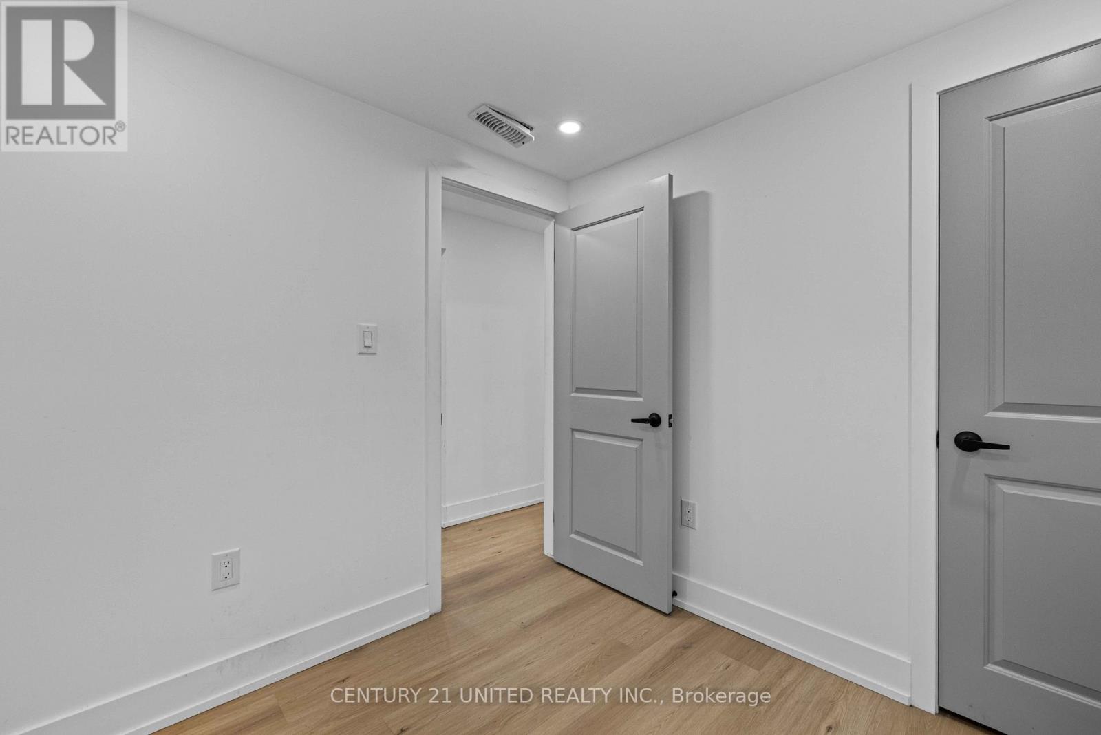567 O'connell Road, Peterborough South (West), Ontario  K9J 4E2 - Photo 26 - X12310372