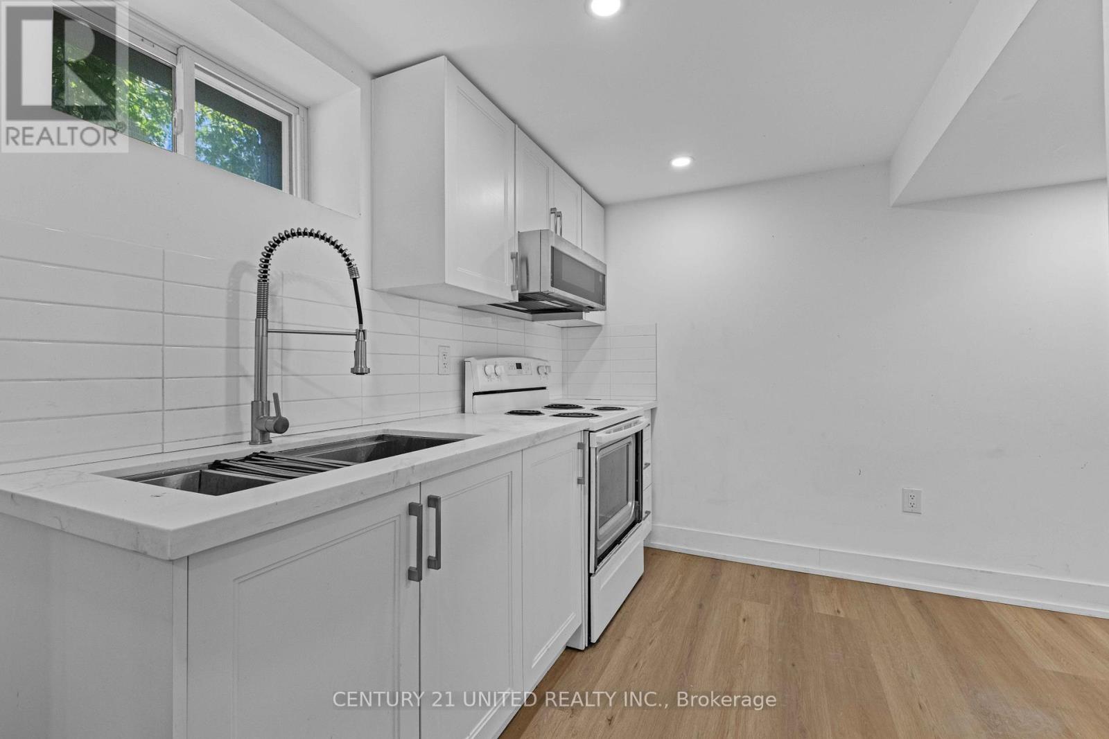 567 O'connell Road, Peterborough South (West), Ontario  K9J 4E2 - Photo 29 - X12310372