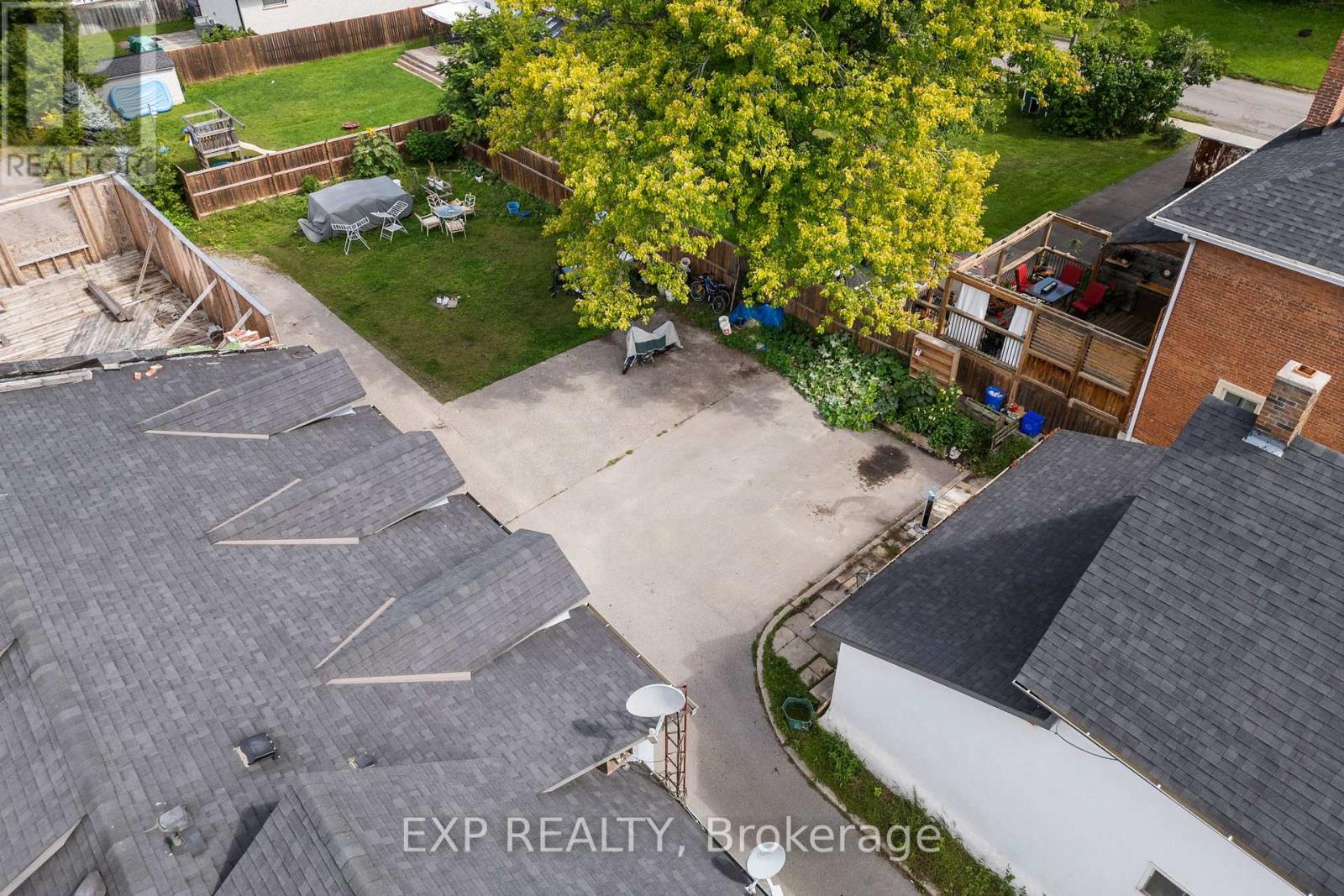 86 Queen Street, Kawartha Lakes (Lindsay), Ontario  K9V 1G4 - Photo 11 - X12310199
