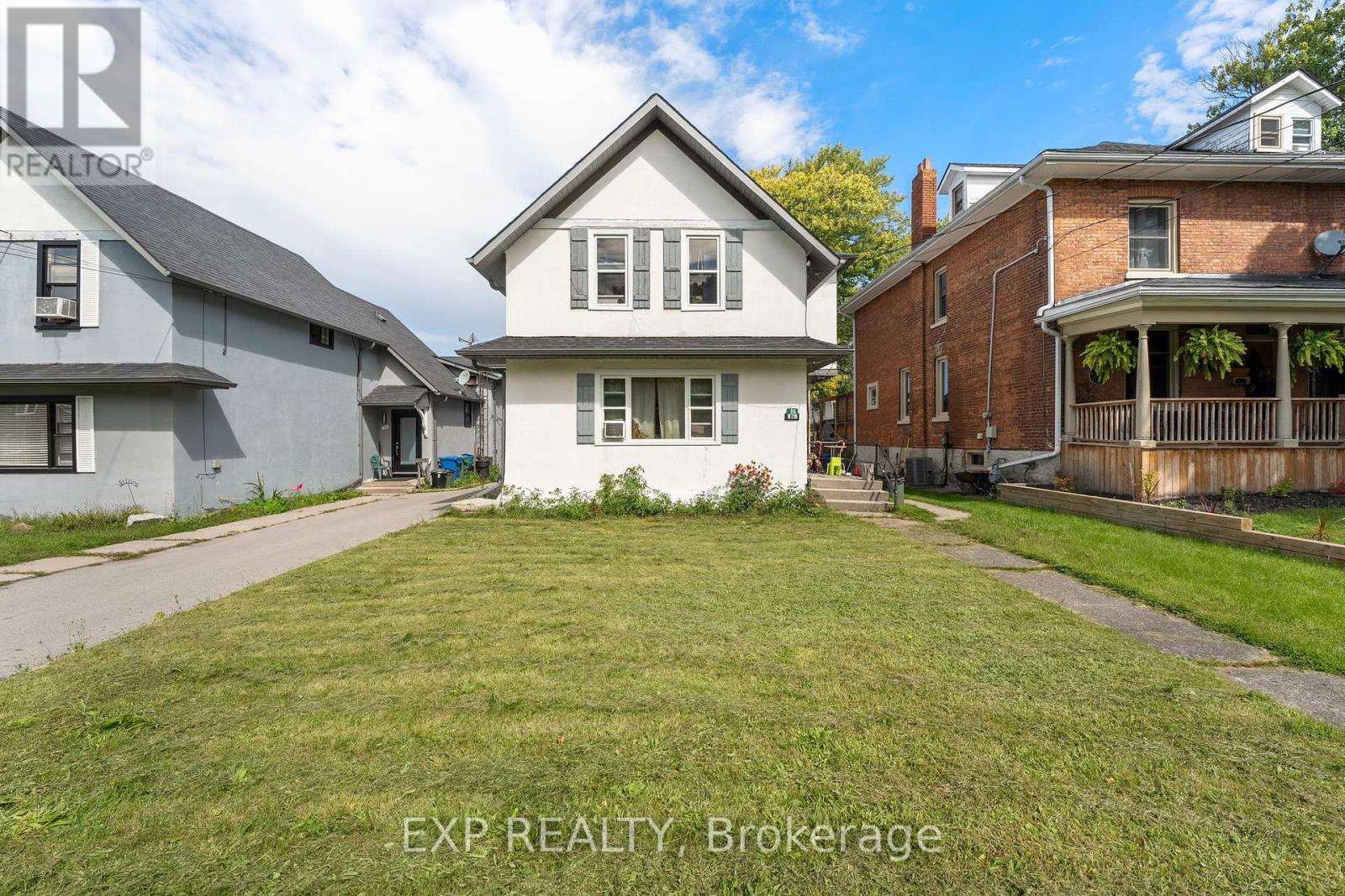 86 Queen Street, Kawartha Lakes (Lindsay), Ontario  K9V 1G4 - Photo 3 - X12310199
