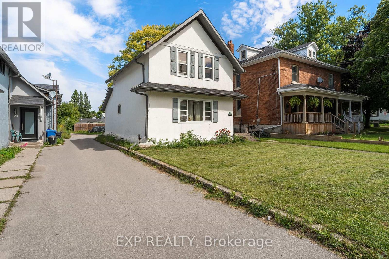 86 Queen Street, Kawartha Lakes (Lindsay), Ontario  K9V 1G4 - Photo 5 - X12310199