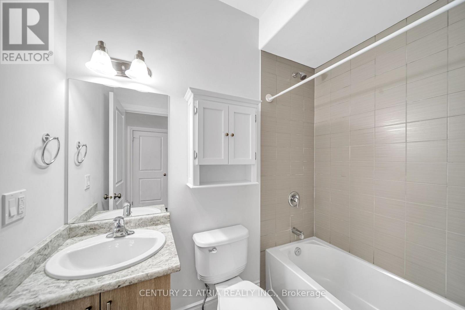793 Spillsbury Drive, Peterborough West (South), Ontario  K9K 1K9 - Photo 23 - X12310291