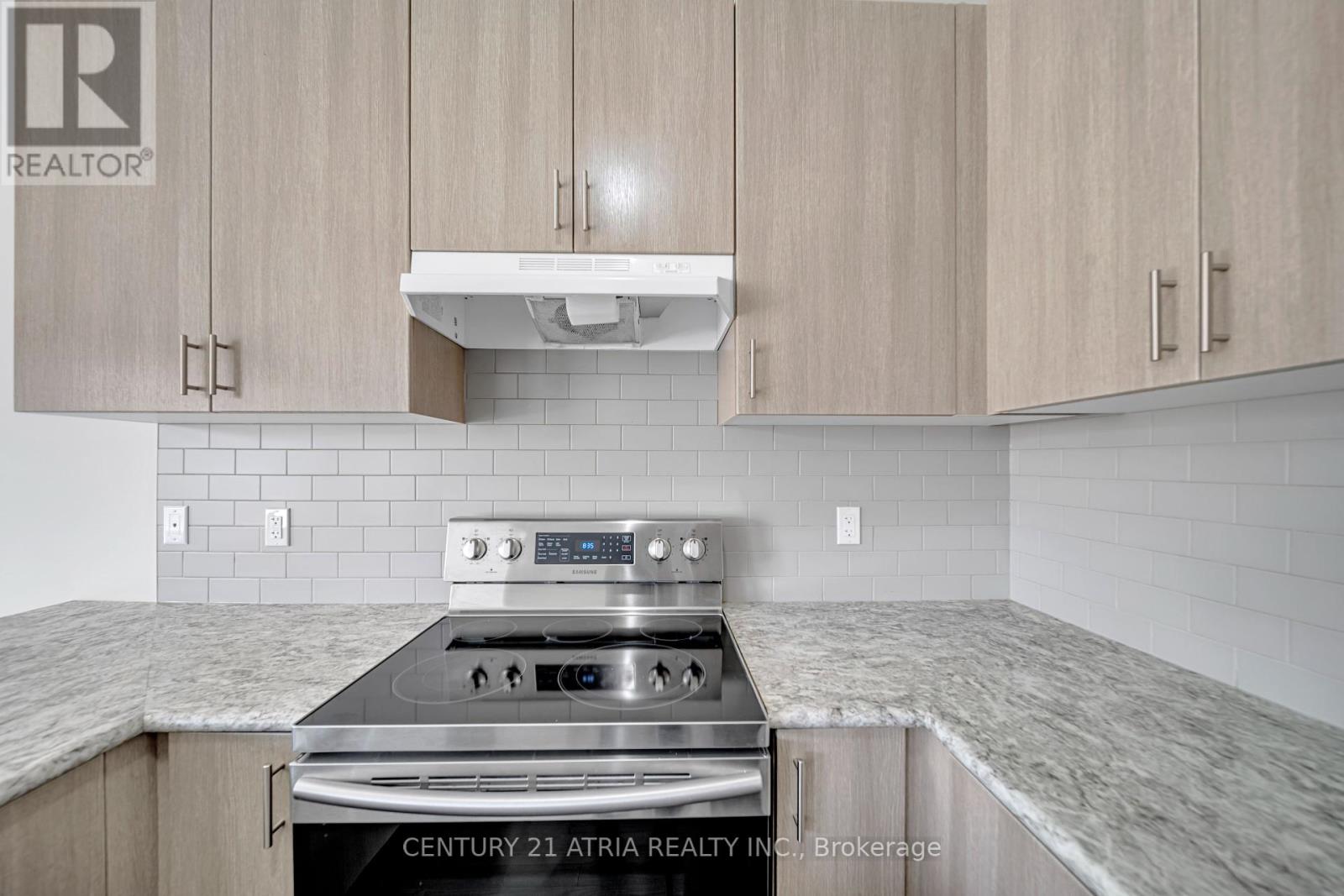 793 Spillsbury Drive, Peterborough West (South), Ontario  K9K 1K9 - Photo 9 - X12310291