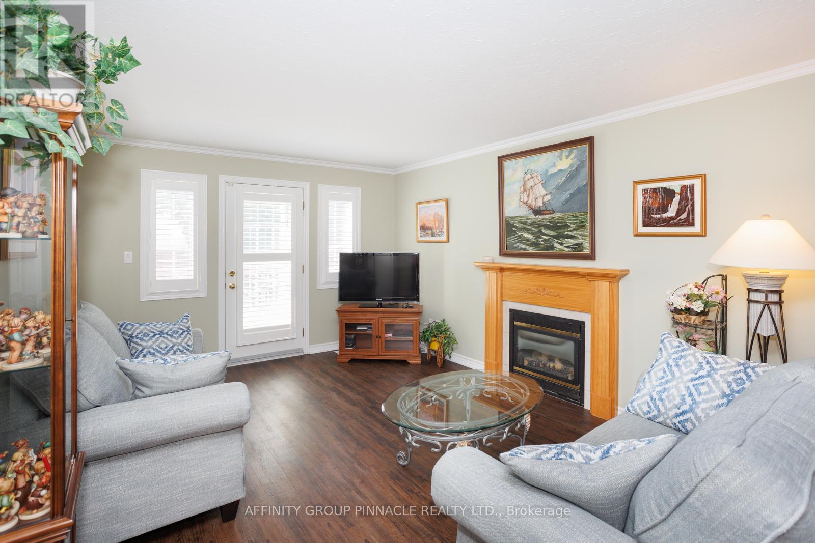 5 Susan Court, Kawartha Lakes (Lindsay), Ontario  K9V 4H1 - Photo 21 - X12310682