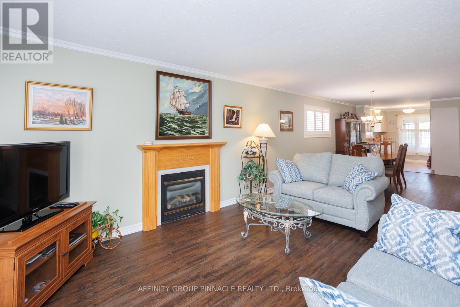 5 Susan Court, Kawartha Lakes (Lindsay), Ontario  K9V 4H1 - Photo 22 - X12310682