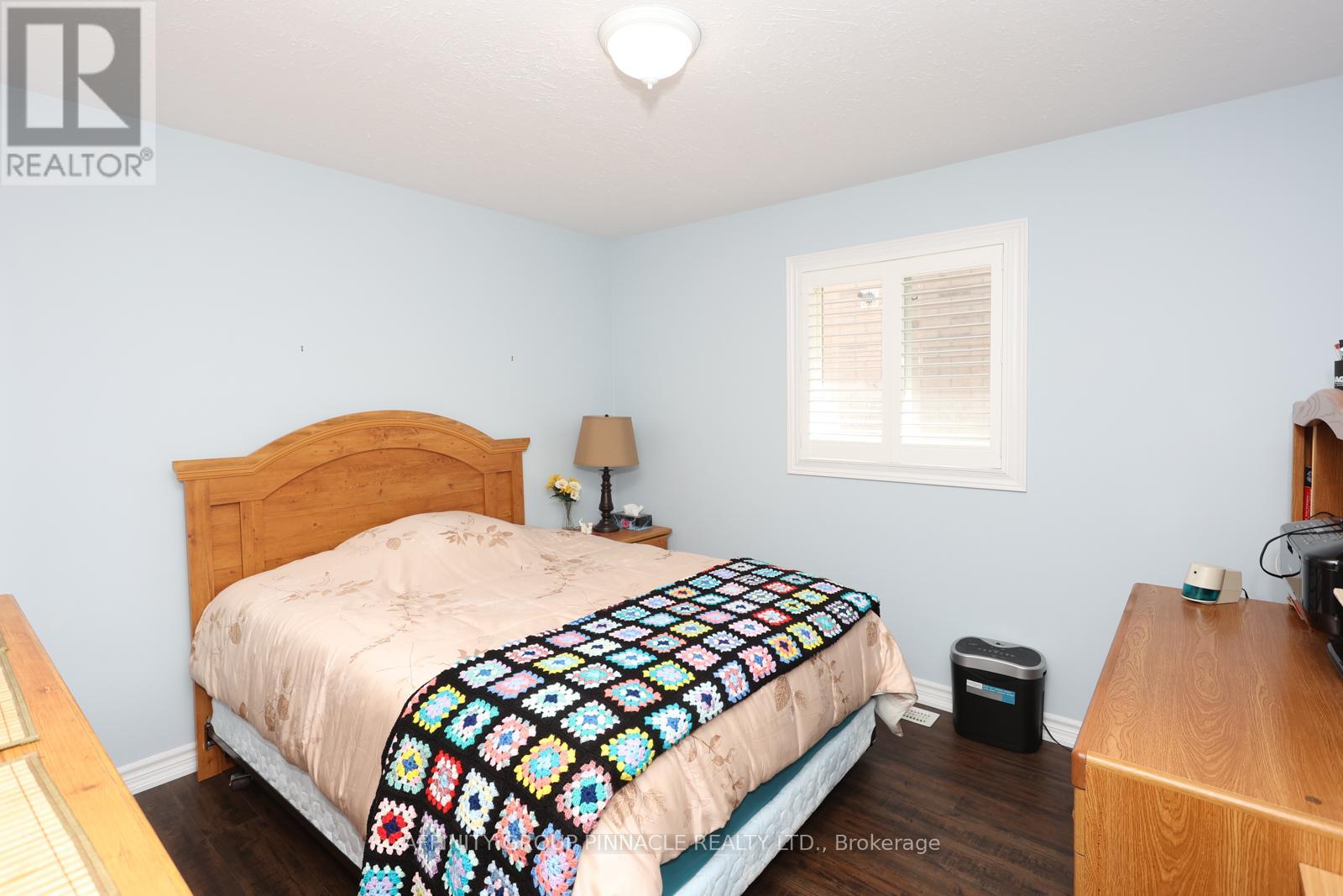 5 Susan Court, Kawartha Lakes (Lindsay), Ontario  K9V 4H1 - Photo 23 - X12310682