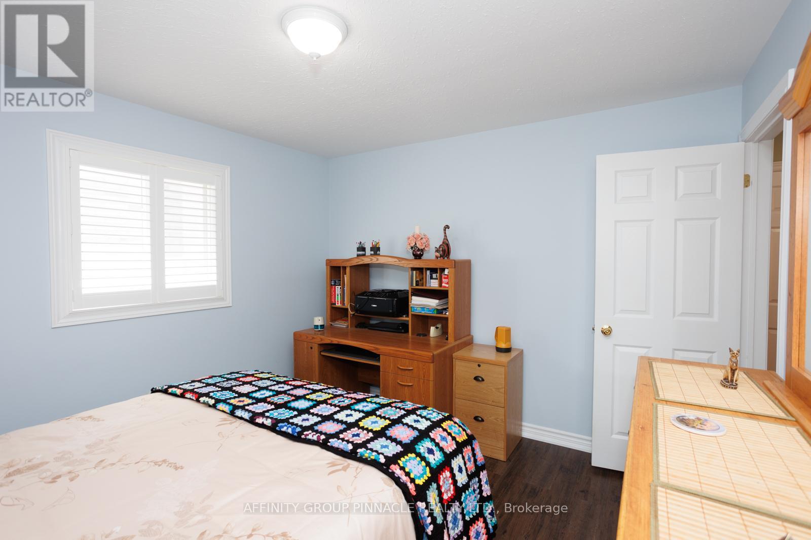 5 Susan Court, Kawartha Lakes (Lindsay), Ontario  K9V 4H1 - Photo 25 - X12310682