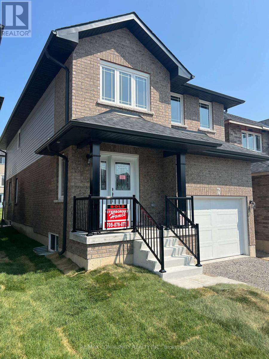 236 O'neil Street, Peterborough North (North), Ontario  K9K 0H1 - Photo 2 - X12310562