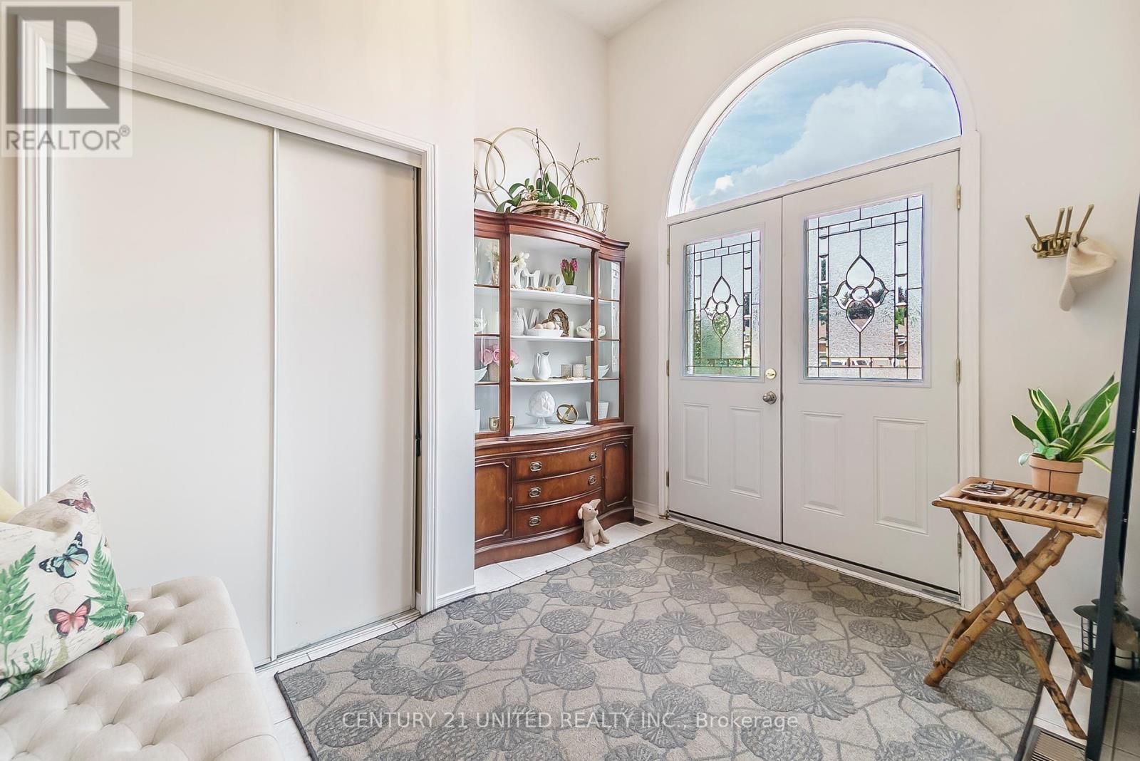 1455 Glenforest Crescent, Peterborough West (North), Ontario  K9K 2J2 - Photo 5 - X12310763