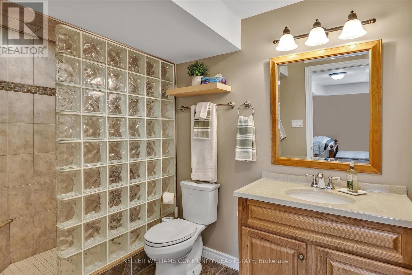 238 Lorne Court, Selwyn, Ontario  K9L 0A1 - Photo 26 - X12310773