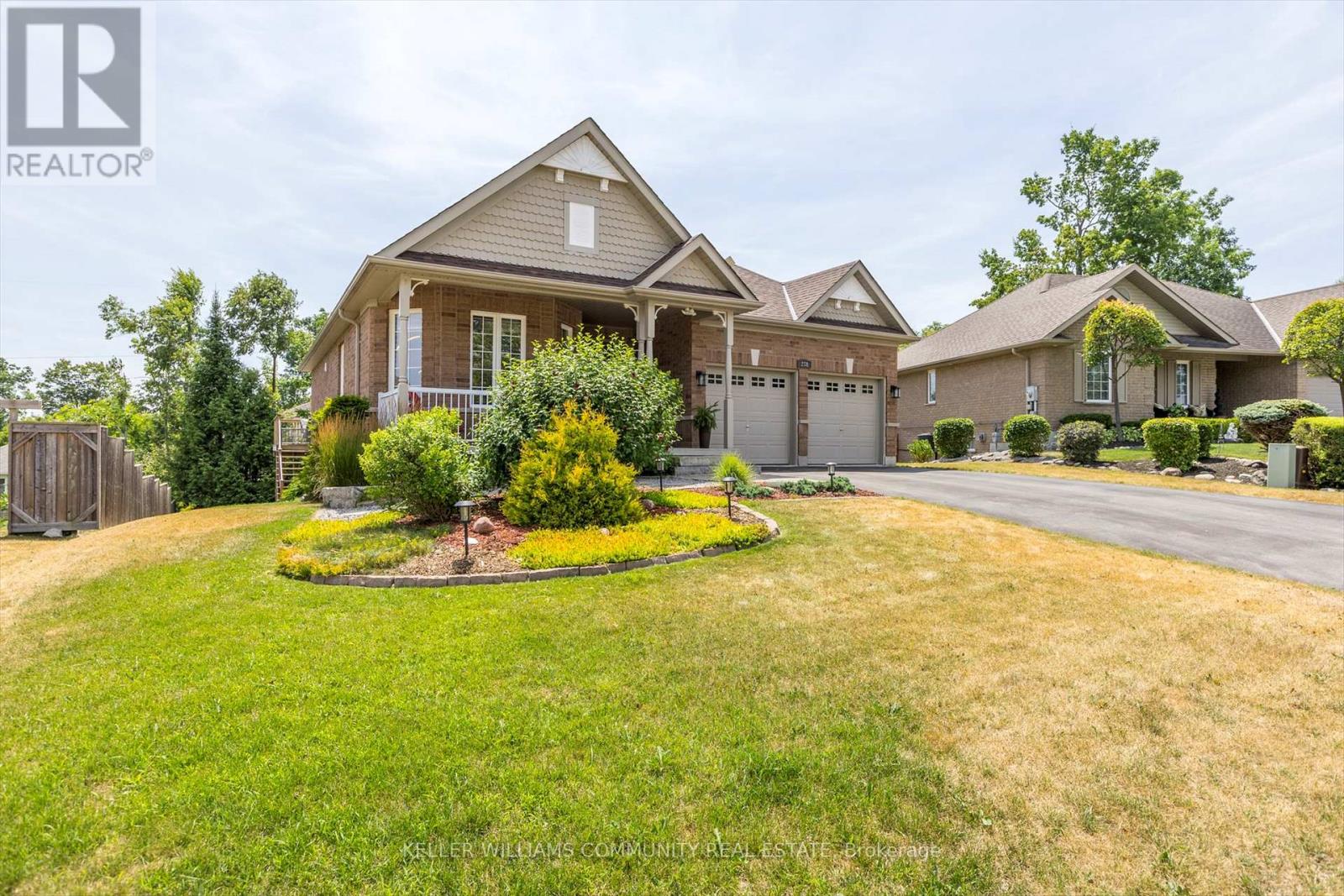 238 Lorne Court, Selwyn, Ontario  K9L 0A1 - Photo 3 - X12310773