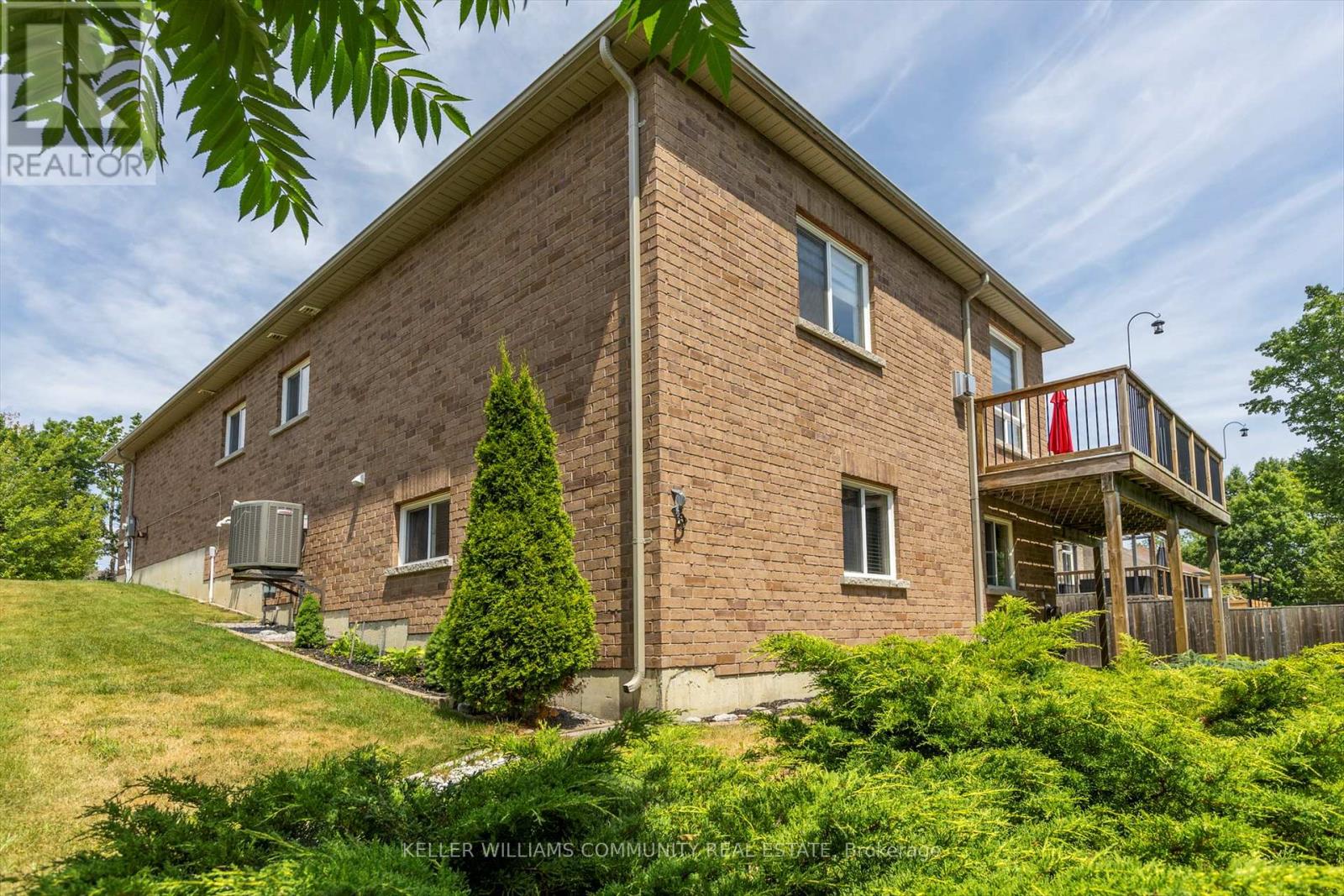 238 Lorne Court, Selwyn, Ontario  K9L 0A1 - Photo 36 - X12310773