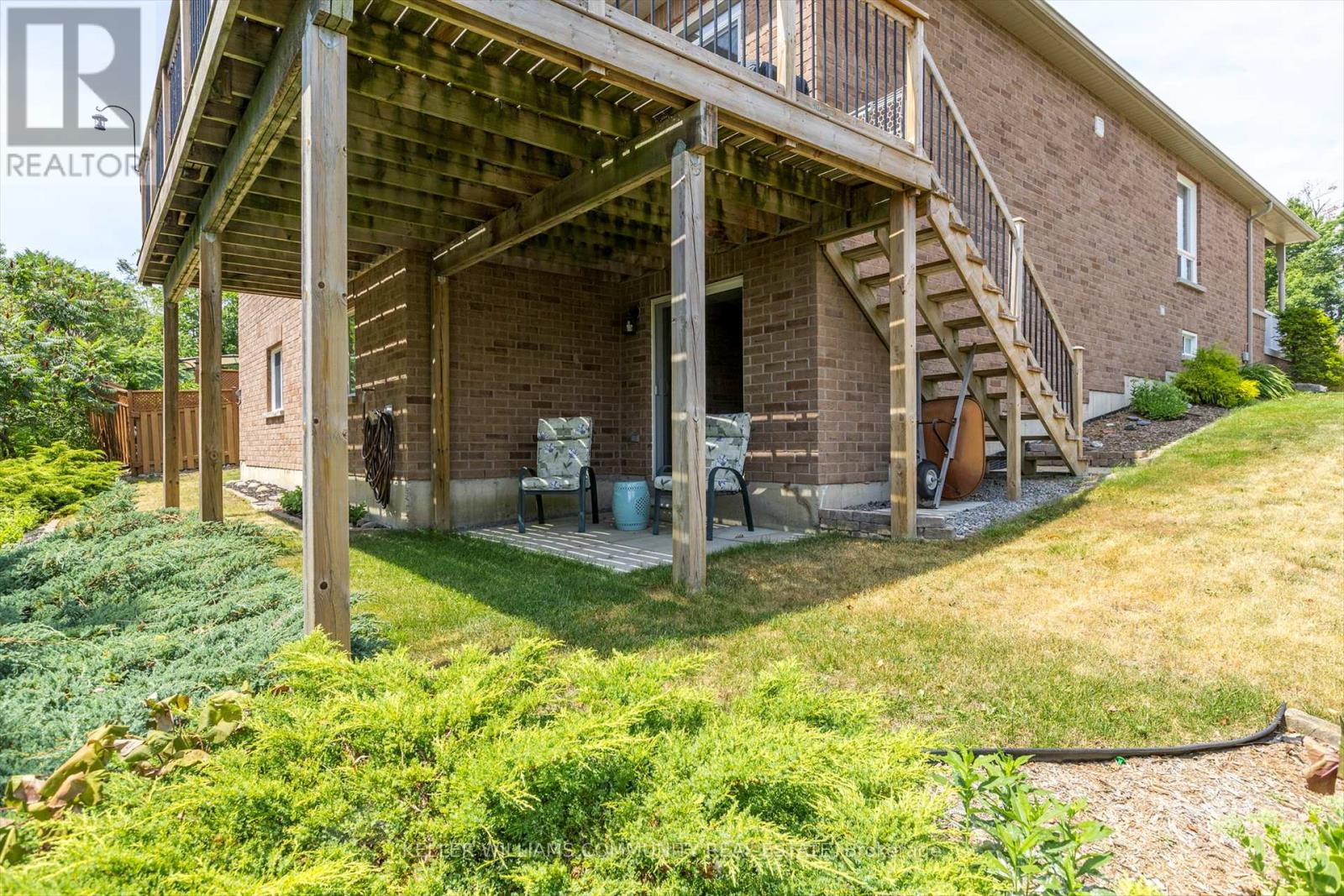 238 Lorne Court, Selwyn, Ontario  K9L 0A1 - Photo 38 - X12310773