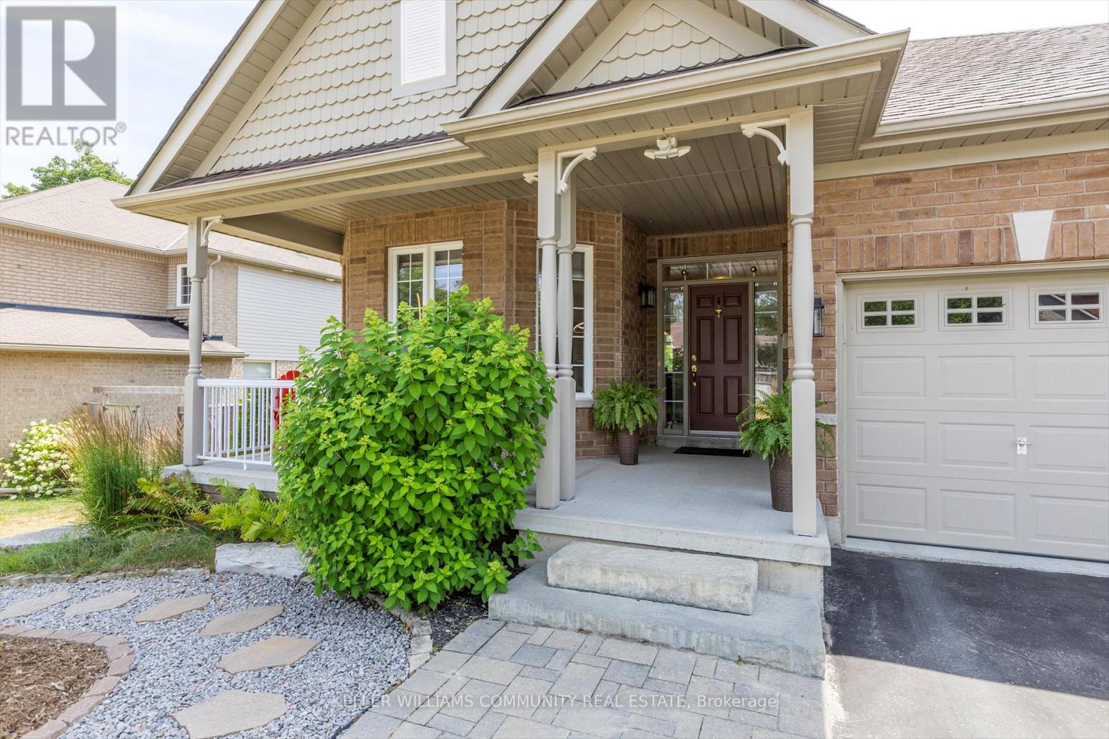 238 Lorne Court, Selwyn, Ontario  K9L 0A1 - Photo 4 - X12310773