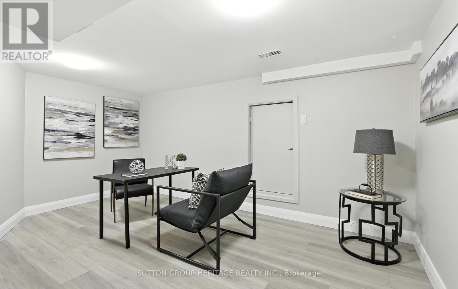 11 Sturgeon Crescent, Kawartha Lakes (Lindsay), Ontario  K9V 4R6 - Photo 31 - X12310878