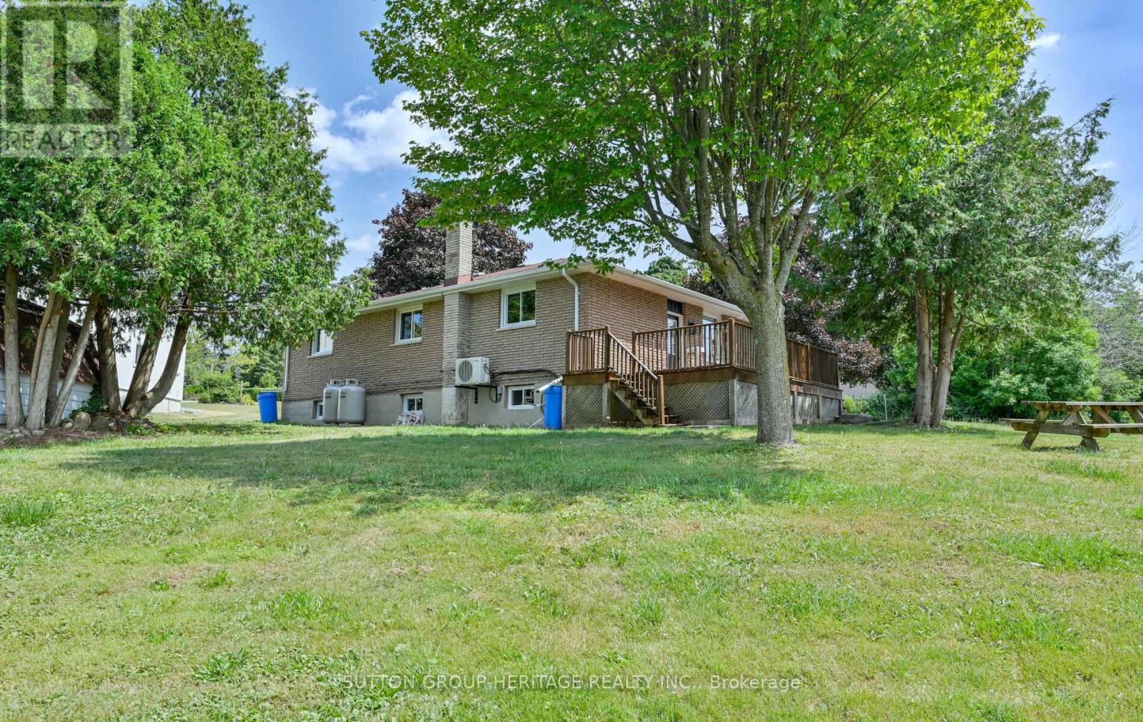 11 Sturgeon Crescent, Kawartha Lakes (Lindsay), Ontario  K9V 4R6 - Photo 38 - X12310878