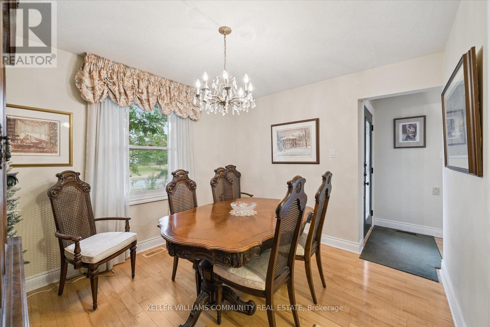 11 Bayleaf Court, Peterborough West (Central), Ontario  K9K 1A2 - Photo 10 - X12311381