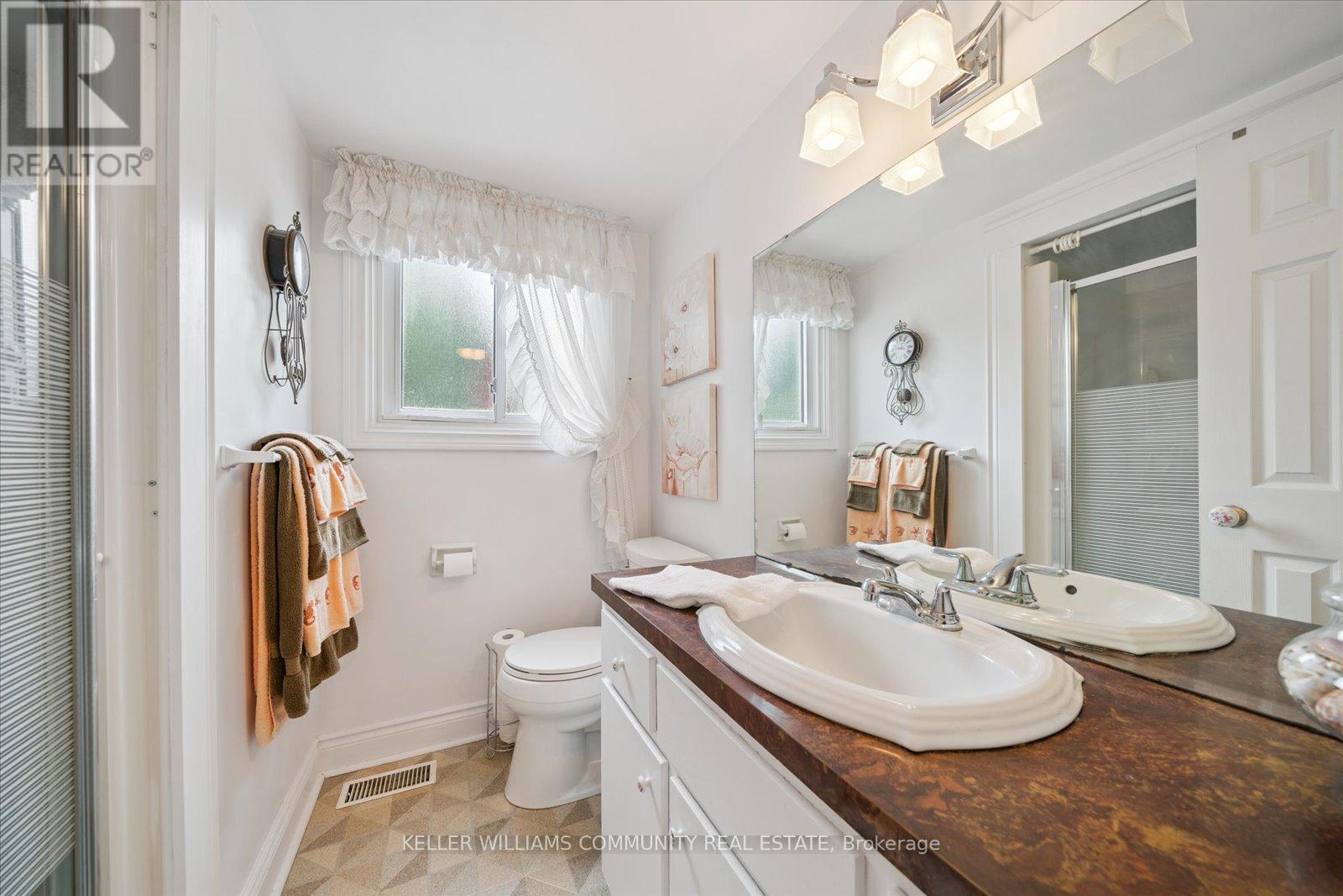 11 Bayleaf Court, Peterborough West (Central), Ontario  K9K 1A2 - Photo 27 - X12311381