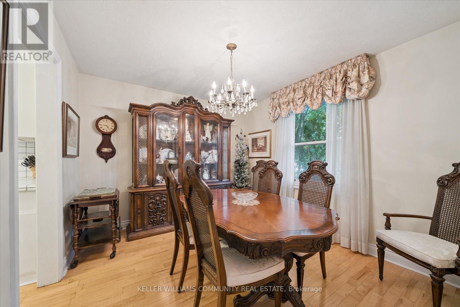 11 Bayleaf Court, Peterborough West (Central), Ontario  K9K 1A2 - Photo 9 - X12311381