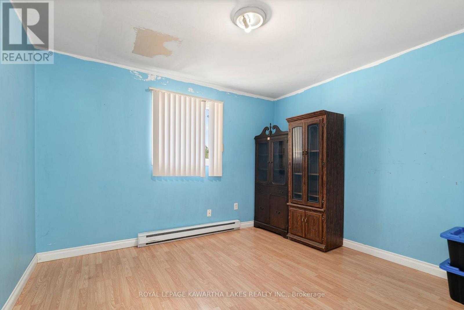 4 Bond Street E, Kawartha Lakes (Lindsay), Ontario  K9V 3P3 - Photo 27 - X12311415