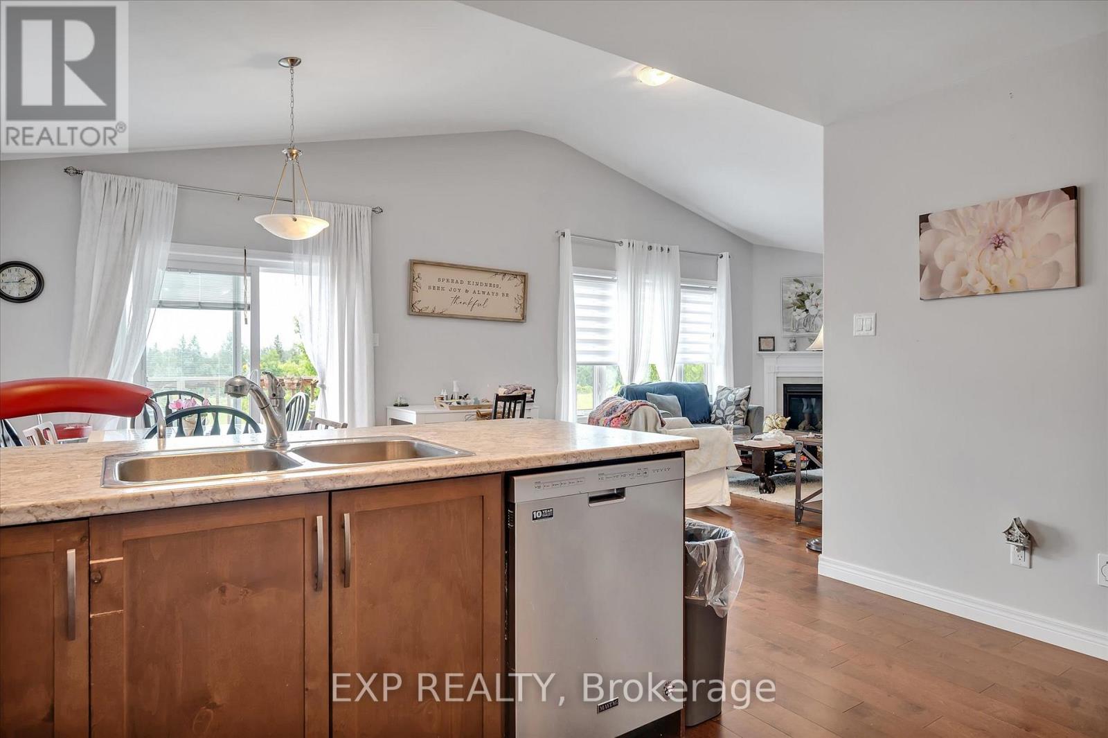 29 Darrell Drain Crescent, Asphodel-Norwood, Ontario  K0L 2V0 - Photo 8 - X12311349