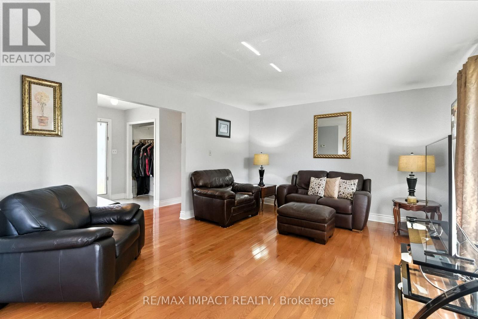 28 Pinewood Crescent, Kawartha Lakes (Pontypool), Ontario  L0A 1K0 - Photo 18 - X12311634