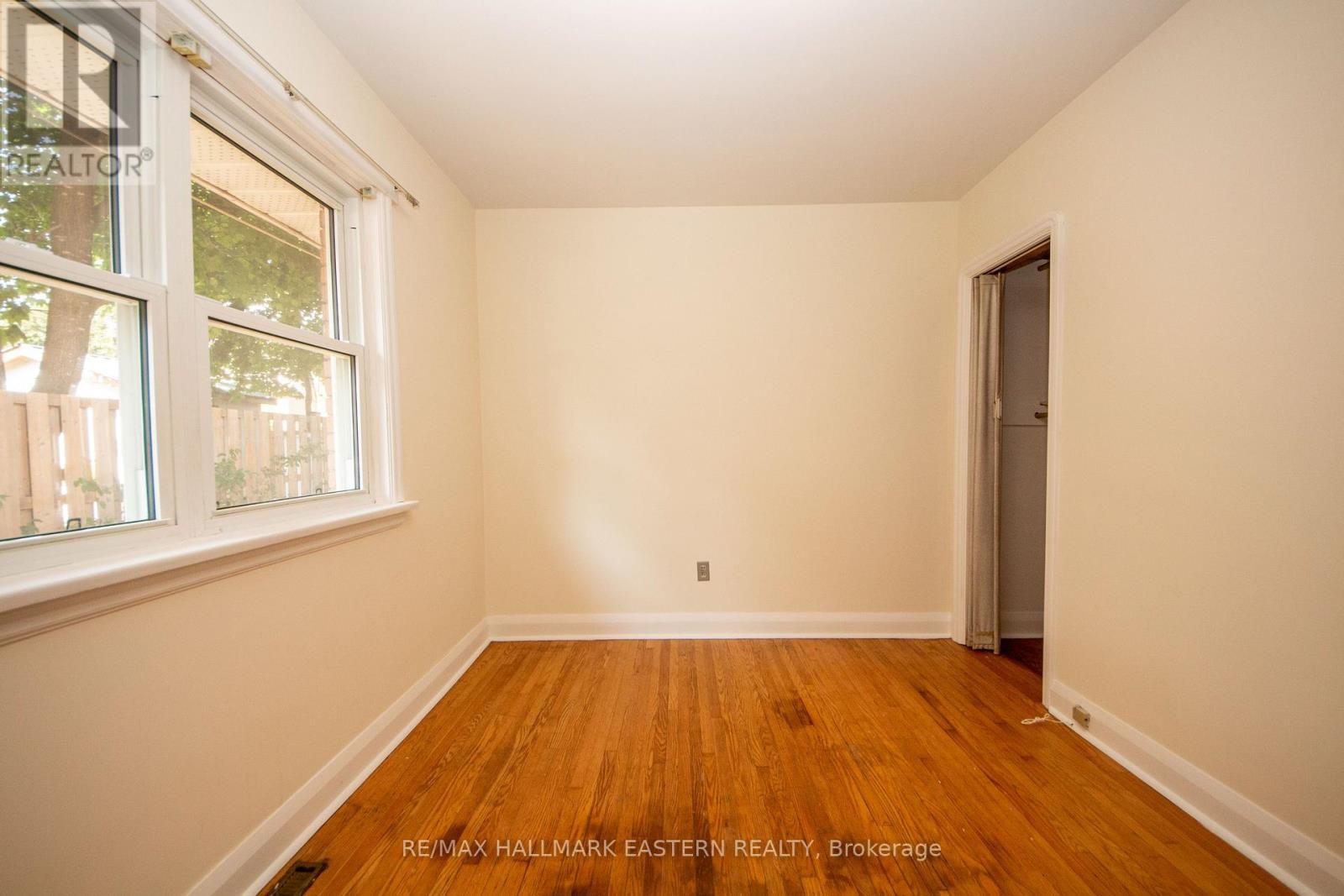812 Argyle Street, Peterborough North (South), Ontario  K9H 5T3 - Photo 18 - X12311724