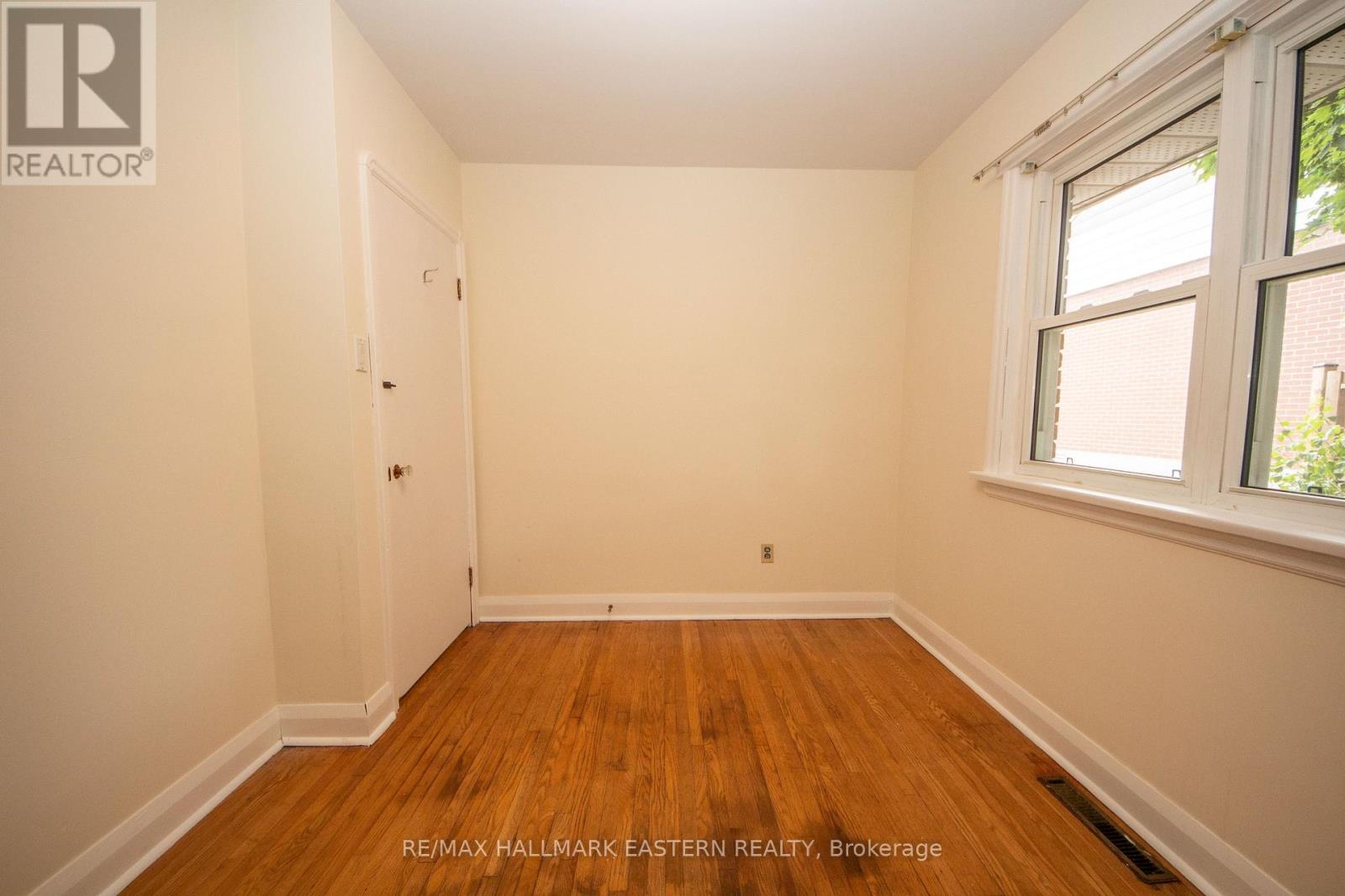 812 Argyle Street, Peterborough North (South), Ontario  K9H 5T3 - Photo 19 - X12311724