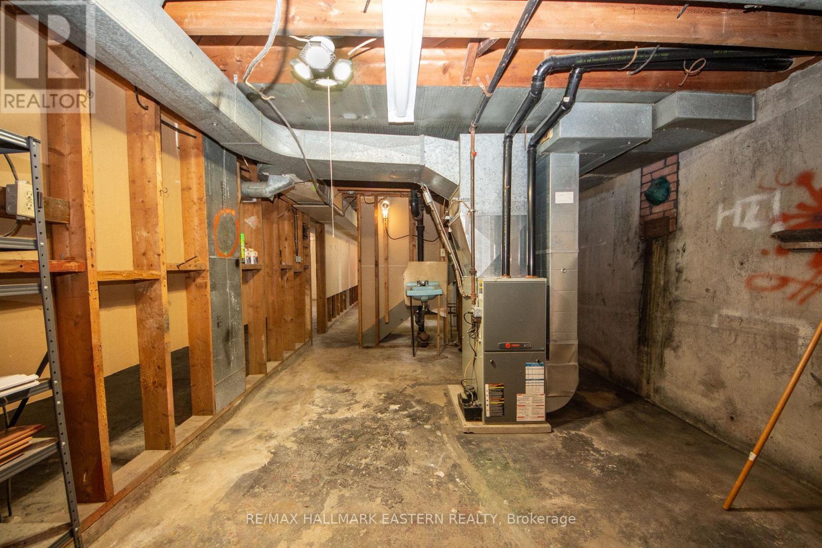 812 Argyle Street, Peterborough North (South), Ontario  K9H 5T3 - Photo 23 - X12311724