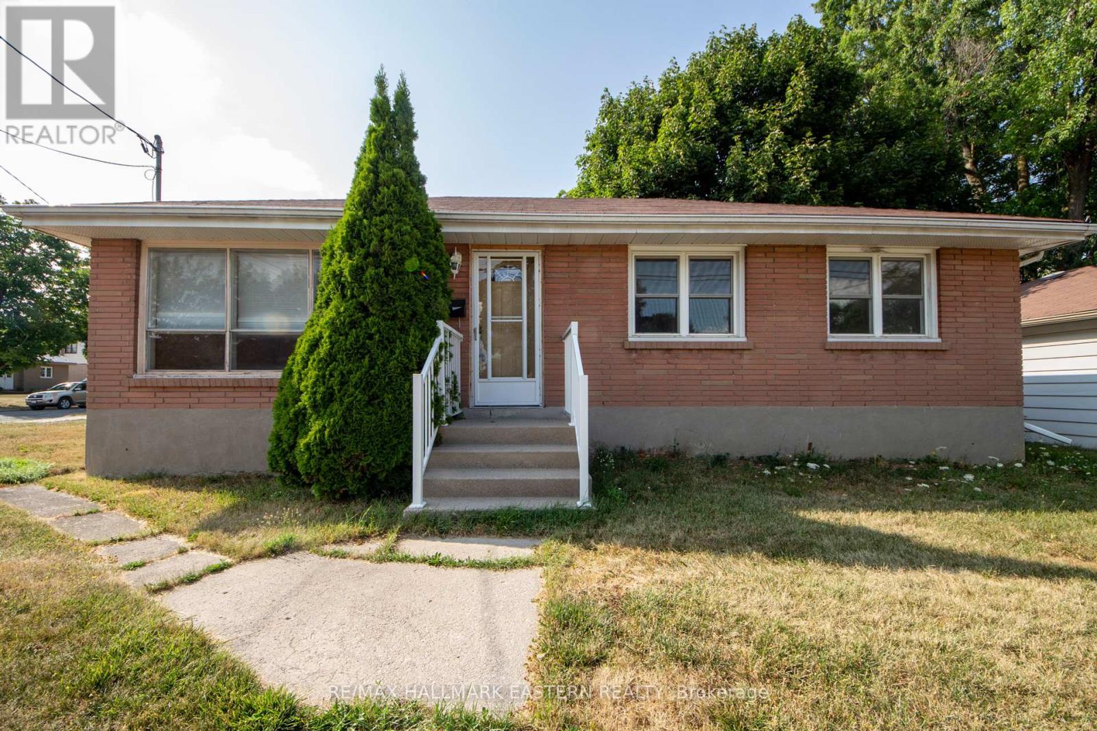 812 Argyle Street, Peterborough North (South), Ontario  K9H 5T3 - Photo 30 - X12311724