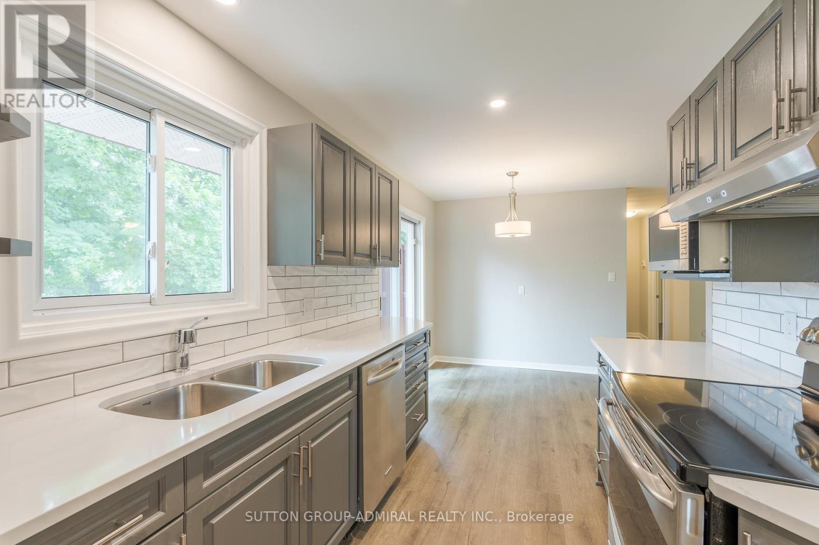 1192 Huron Street, Peterborough North (Central), Ontario  K9H 6V5 - Photo 15 - X12312261