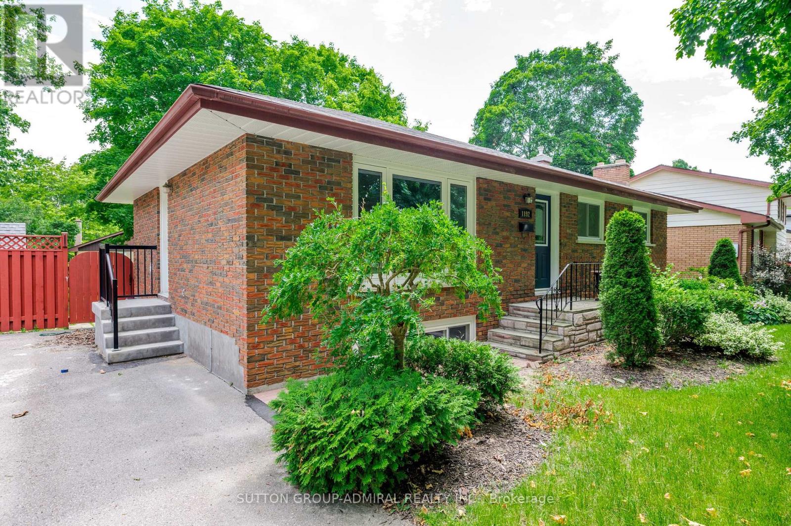 1192 Huron Street, Peterborough North (Central), Ontario  K9H 6V5 - Photo 3 - X12312261