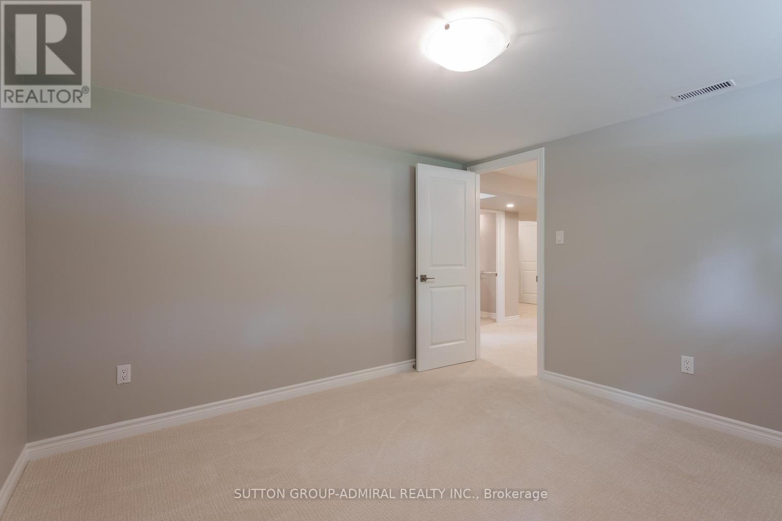1192 Huron Street, Peterborough North (Central), Ontario  K9H 6V5 - Photo 35 - X12312261