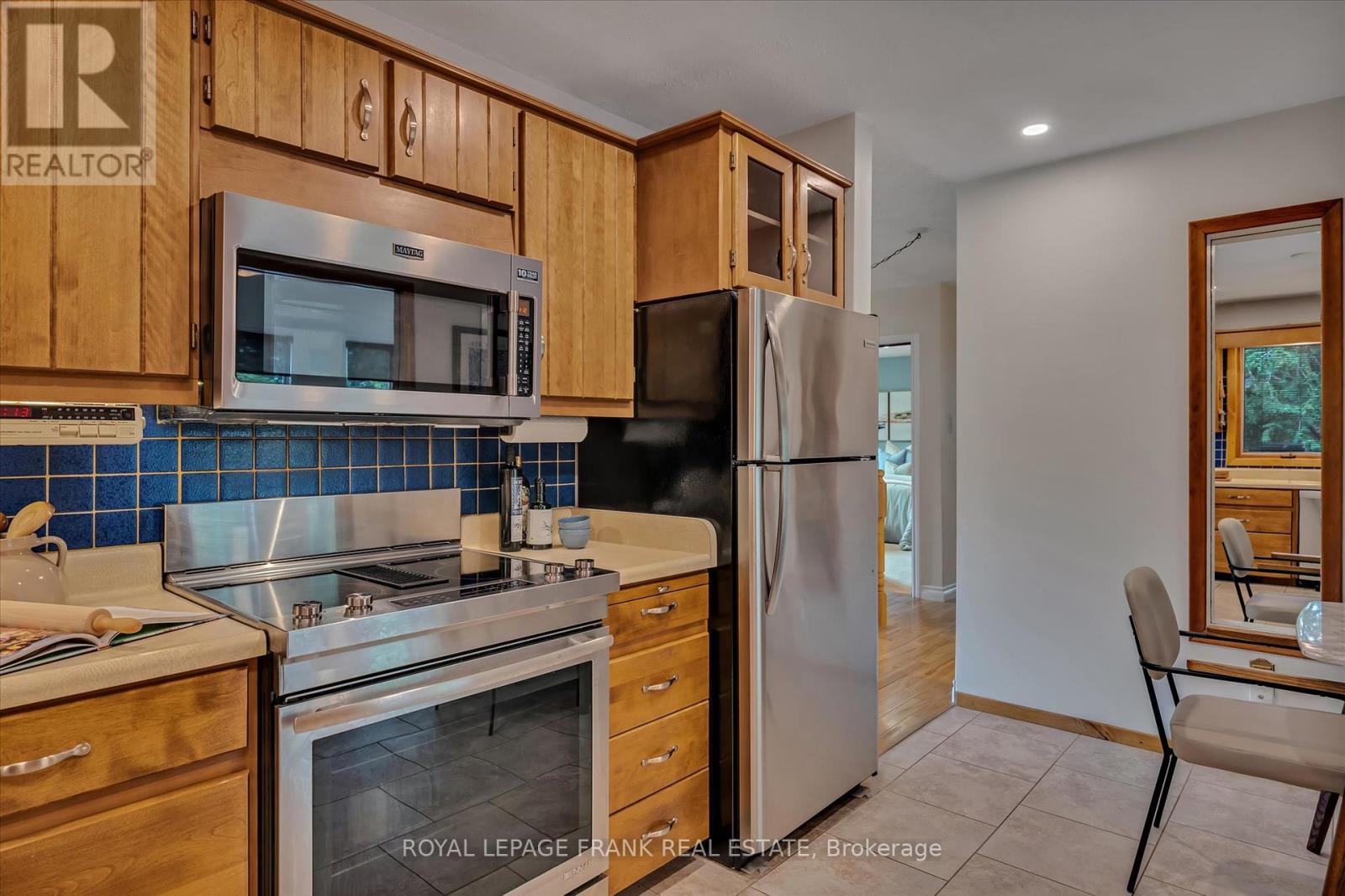 256 Sherin Avenue, Peterborough South (East), Ontario  K9J 1B6 - Photo 10 - X12312338