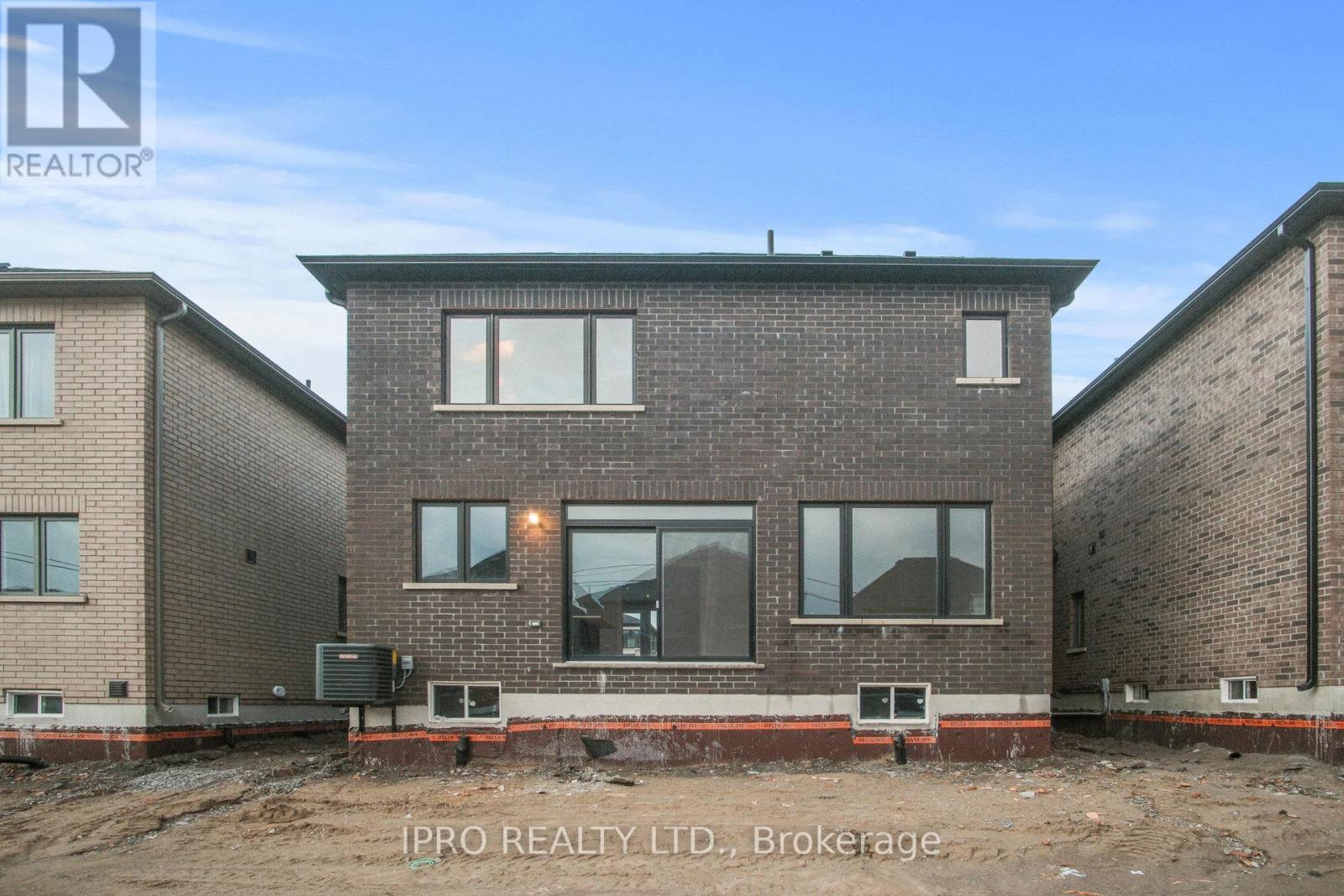 47 Corley Street, Kawartha Lakes (Lindsay), Ontario  K9V 6C2 - Photo 40 - X12312342