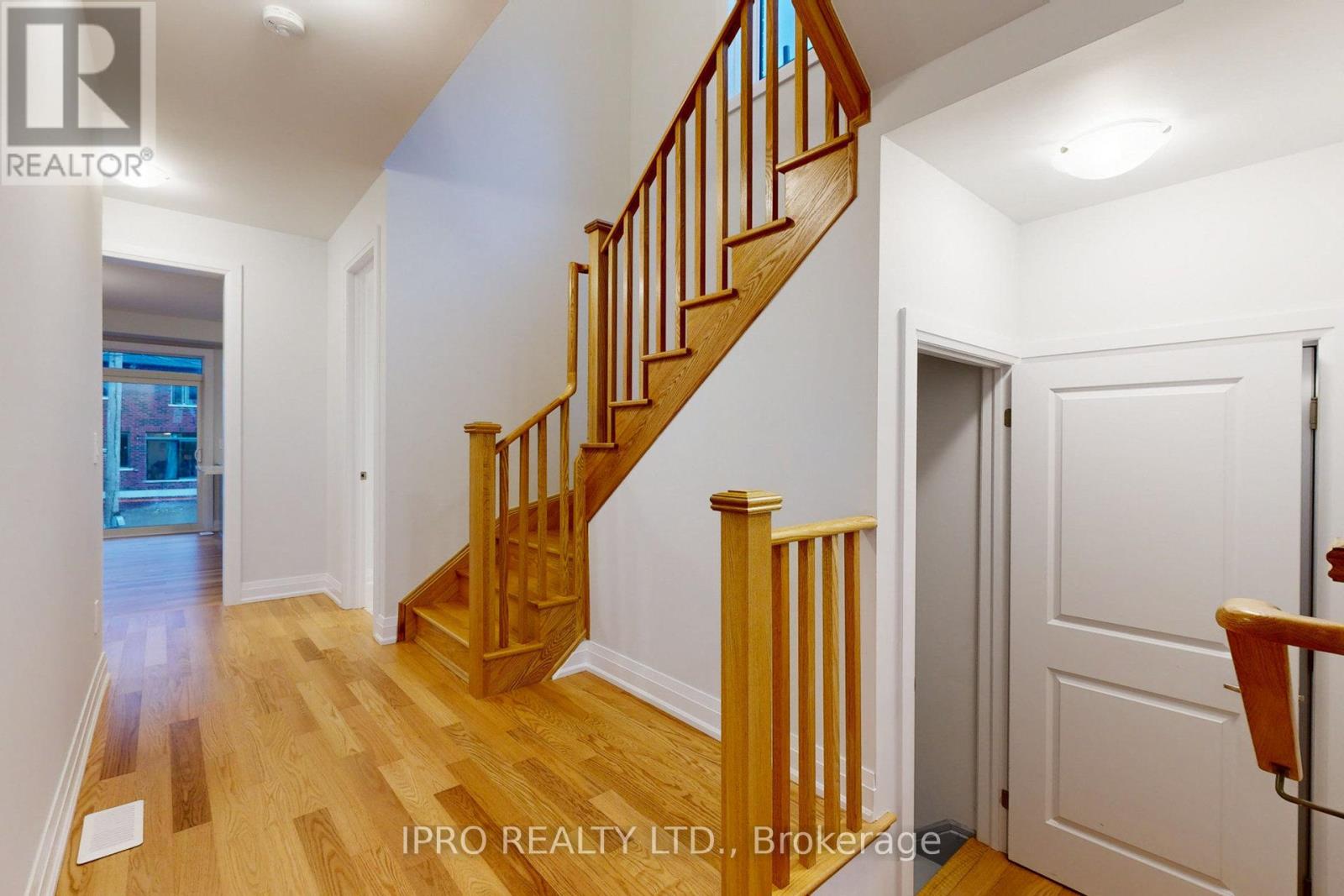 47 Corley Street, Kawartha Lakes (Lindsay), Ontario  K9V 6C2 - Photo 8 - X12312342