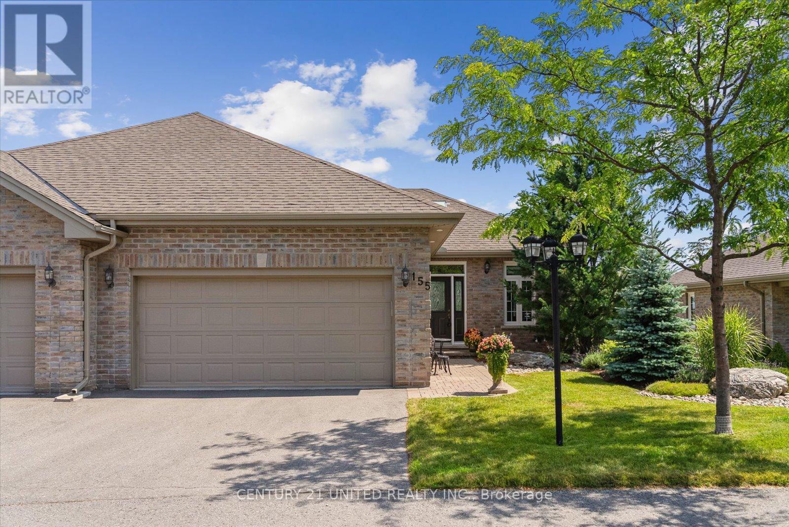 155 - 301 Carnegie Avenue, Peterborough North (University Heights), Ontario  K9J 6Y8 - Photo 3 - X12312418
