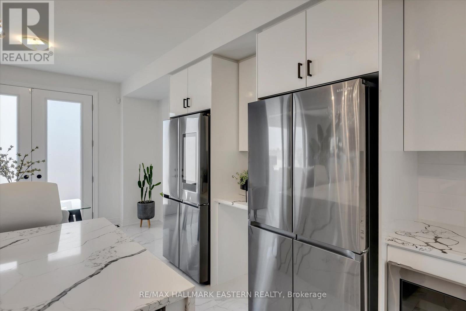 118 Whitehand Drive, Clarington (Newcastle), Ontario  L1B 0W1 - Photo 18 - E12312673