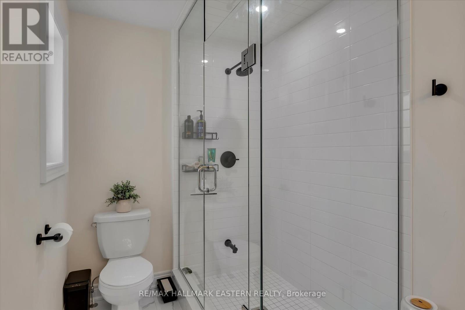 118 Whitehand Drive, Clarington (Newcastle), Ontario  L1B 0W1 - Photo 33 - E12312673