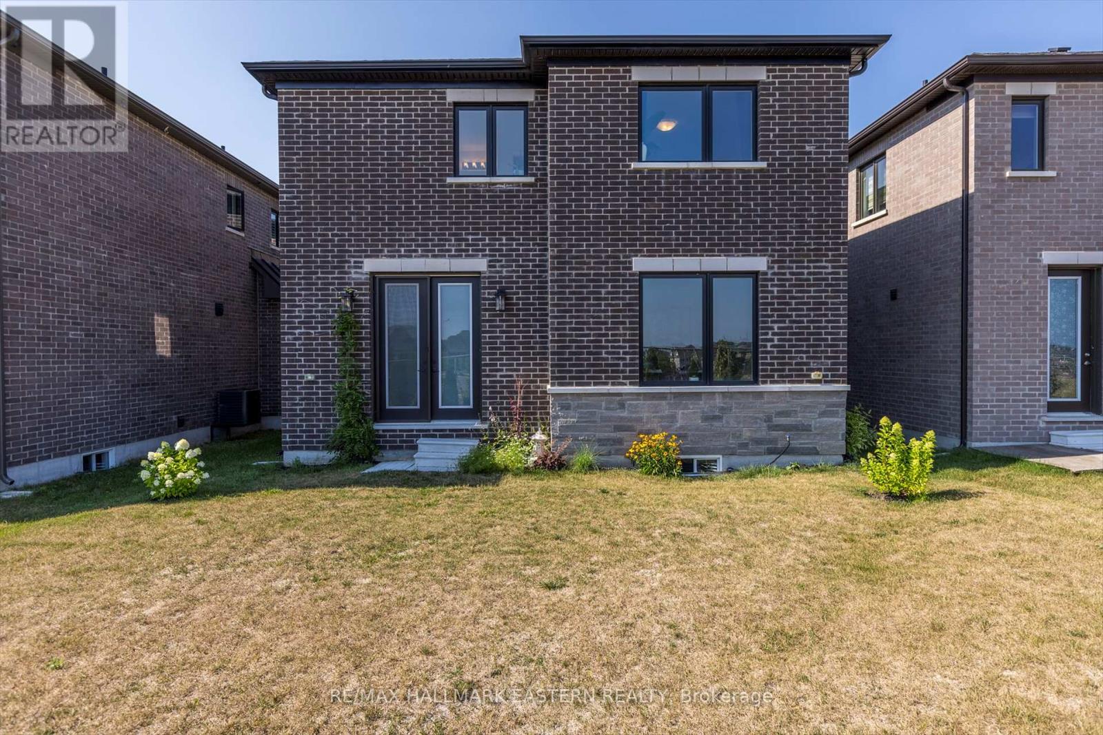 118 Whitehand Drive, Clarington (Newcastle), Ontario  L1B 0W1 - Photo 41 - E12312673